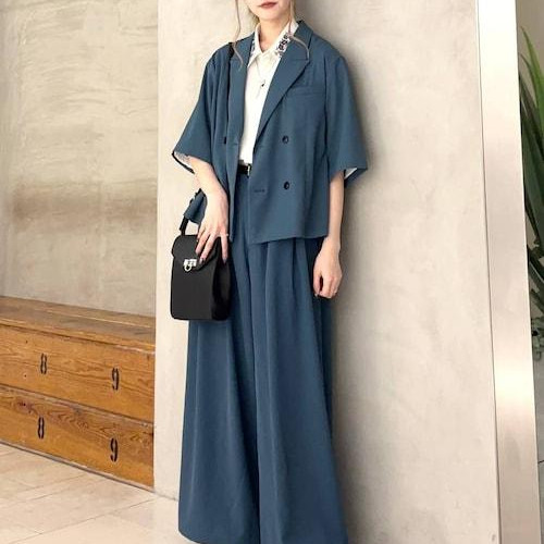 Recommended color coordination...