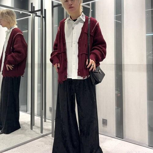 今の時期にぴったりなボルドー色...