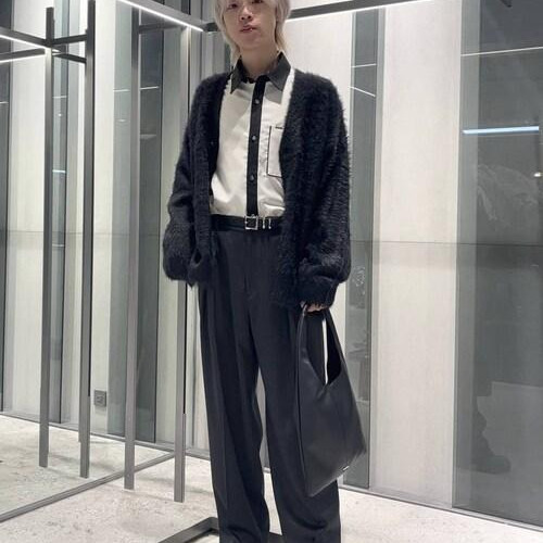 シャギーカーディガンを使ったコ...