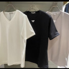 HIGH STREET VネックTシャツ