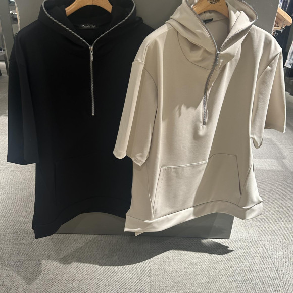 新作 ハーフZIP半袖パーカー