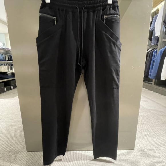 ドレープポケットイージーパンツ