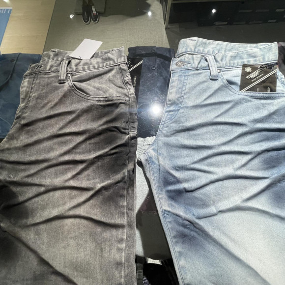 TORNADO MARTシューカットデニム