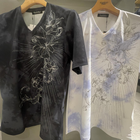 เสื้อยืด TORNADO MART V neck