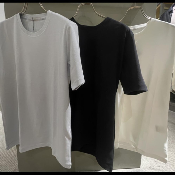 HIGH STREETクルーネックTシャツ
