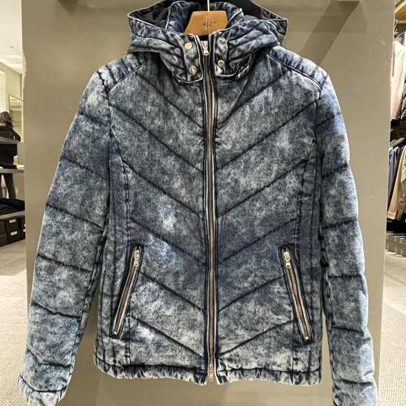 TORNADO MARTデニムダウンジャケット