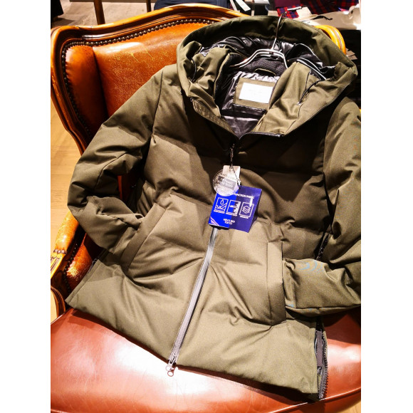 メンズビギ（MEN'S BIGI TOKYO）カルゼ シームレスダウン-eastgate.mk