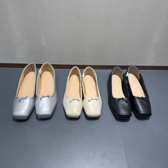 新作♡バレエシューズ