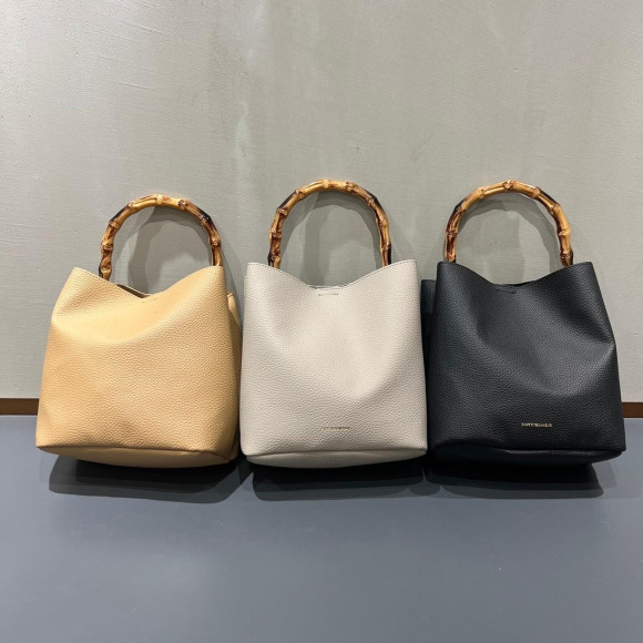 新作♡ワンハンドルバッグ