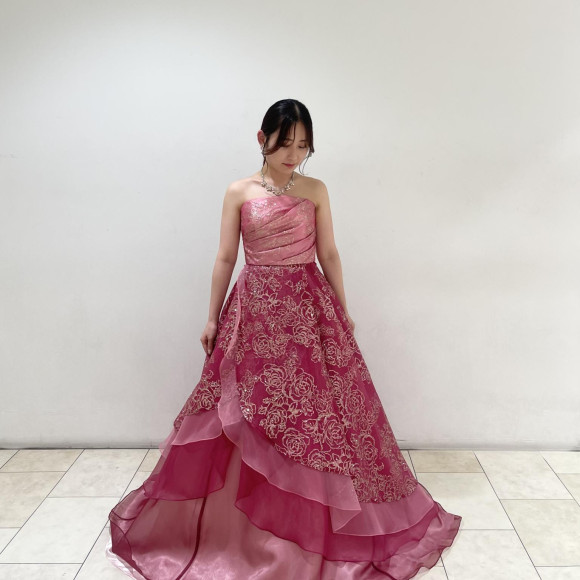 本日よりステージドレスフェア開催です♪