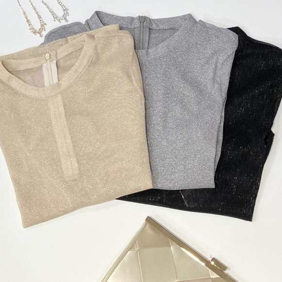 キラキラ新作トップスのご紹介✨