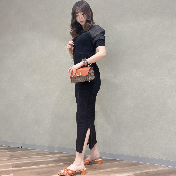 程よい抜け感♪素材コンビのシンプルミュールの登場！