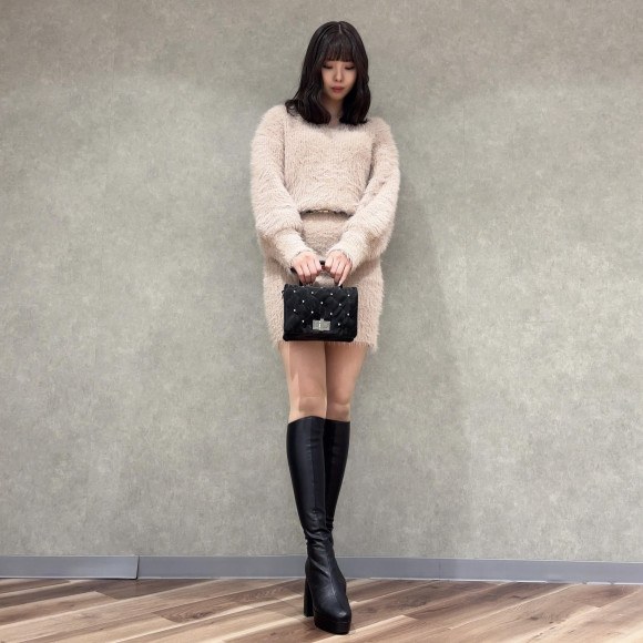 ボリューム感が今年らしい♪ストレッチロングブーツの登場☆