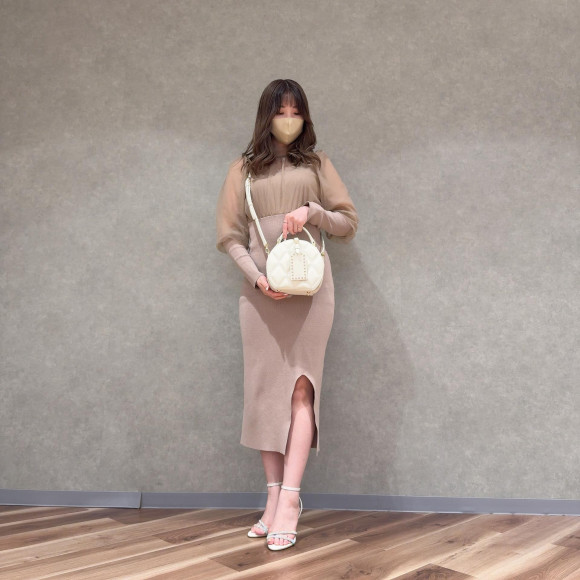 閃閃發光的石頭密密麻麻☆華奢皮帶涼鞋