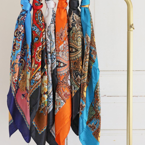 ■オリエンタル柄スカーフ■