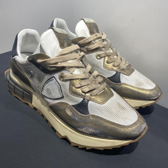 PHILIPPE MODEL入荷！