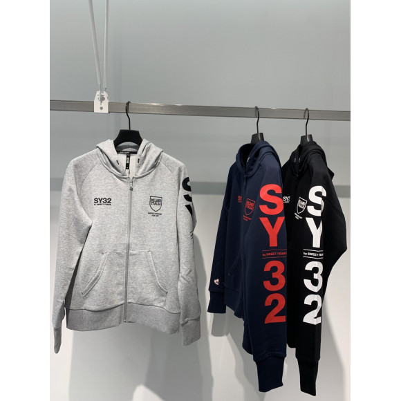 SY32 shield logo zipper parka