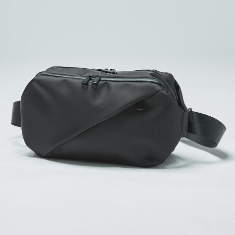 【軽量、撥水】6L 素材切替 ユーティリティ スリング ボディバッグ