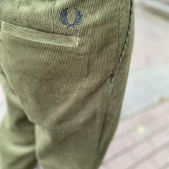 ■ Cropped Cord Trouser ■