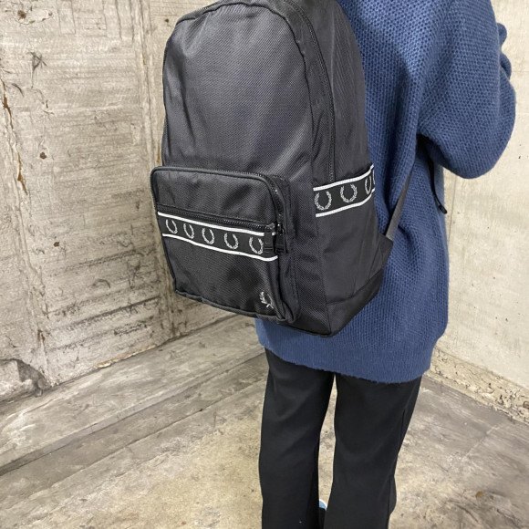 ■ Contrast Tape Backpack ■