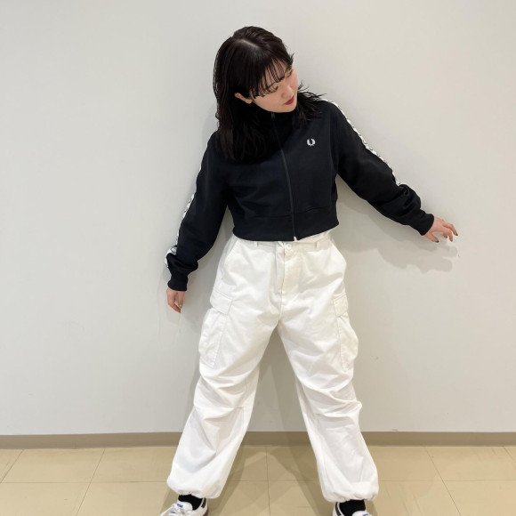 ■ Cropped Taped Track Jacket ■