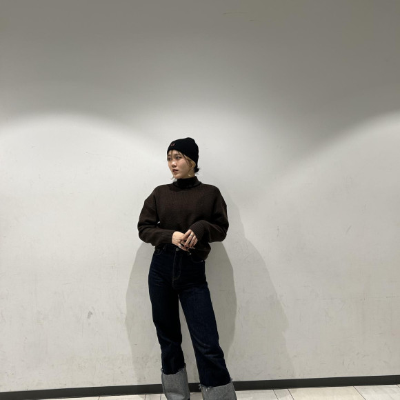 ⬛︎ Textured Mock Neck Jumper ⬛︎