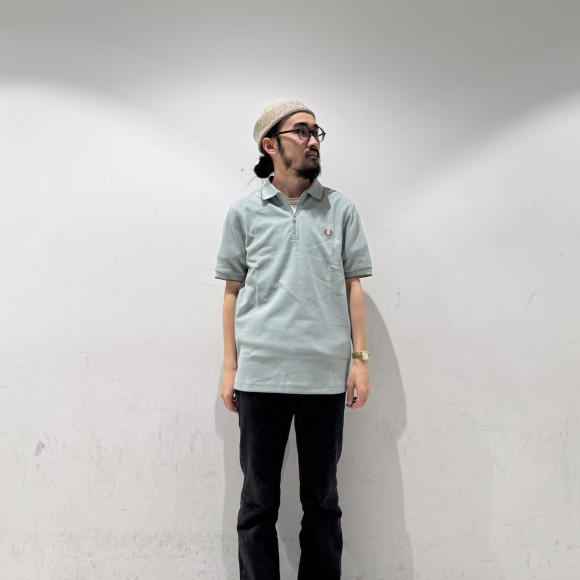 ⬛︎ Textured Zip Neck Polo Shirt ⬛︎