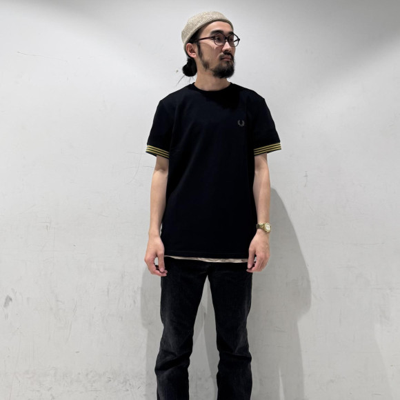 ⬛︎ Striped Cuff T-Shirt ⬛︎