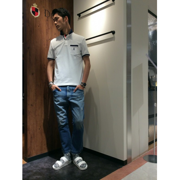 デニムと白トップス ザ ダファー オブ セントジョージ ショップニュース 名古屋parco パルコ