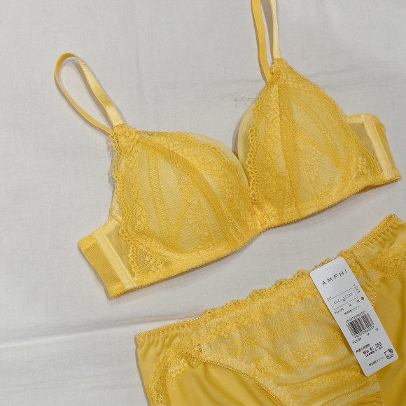 ♡AMPHI × ettusais♡