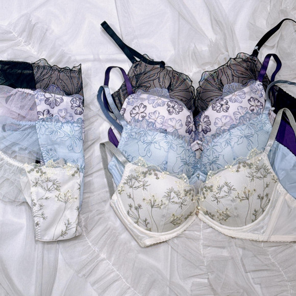 ♡新作♡ブラジェニック脇高細見え♡