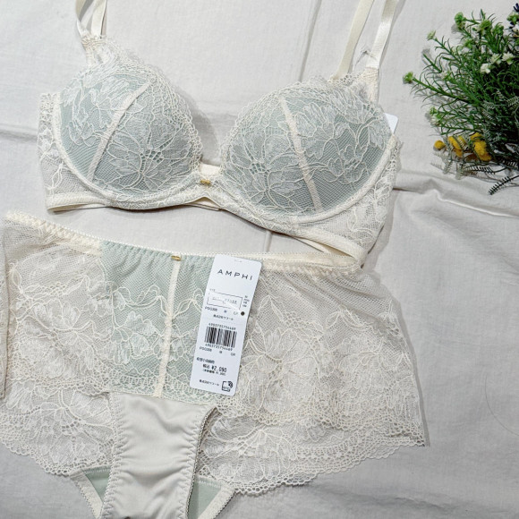 New Color♡ 오프 날도 라크 & 깨끗하게!소프트 와이어 브라♪