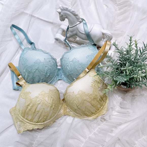 BRAGENIC10周年♪盛り胸type新作♡