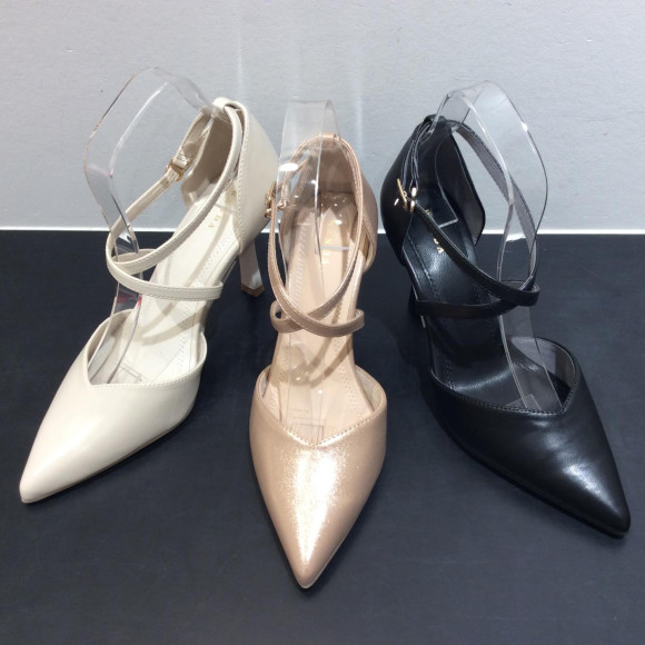 【再入荷】クロスストラップセパレートパンプス