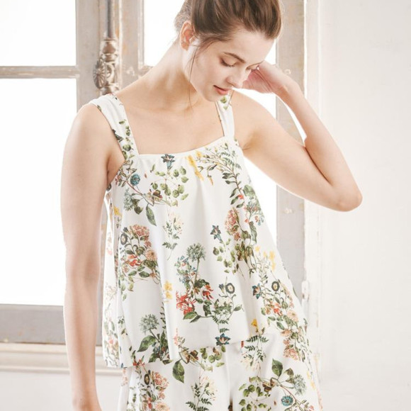 ♡ 南館9階　San-ai Resort♡  年間営業　新作水着続々入荷中♡