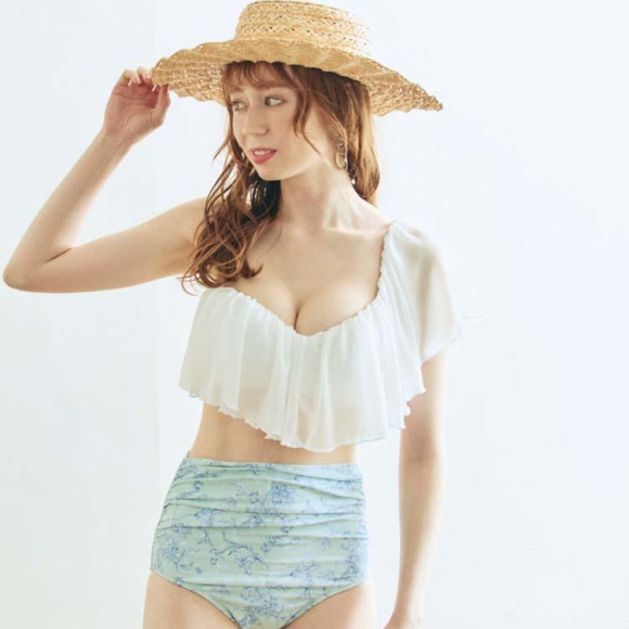 ♡ 南館9階　San-ai Resort♡  年間営業　新作水着続々入荷中♡