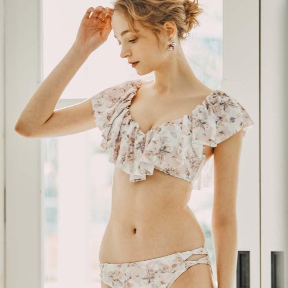 San-ai Resort　年間営業☆2025年新作水着続々入荷中☆年中トレンド水着ございます☆ 