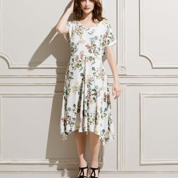 San-ai Resort　年間営業☆2025年新作水着続々入荷中☆年中トレンド水着ございます☆ 