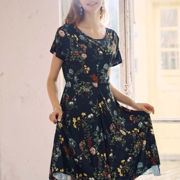 San-ai Resort　年間営業☆2025年新作水着続々入荷中☆年中トレンド水着ございます☆ 