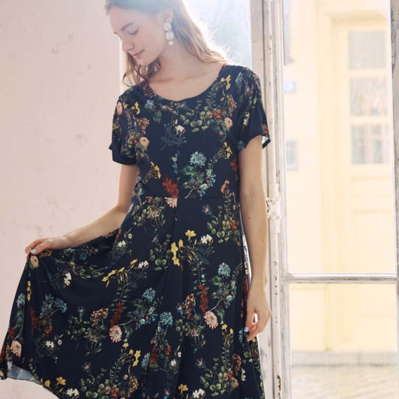 San-ai Resort全年营业☆2025年新泳衣陆续进货☆全年都有流行泳衣☆ 