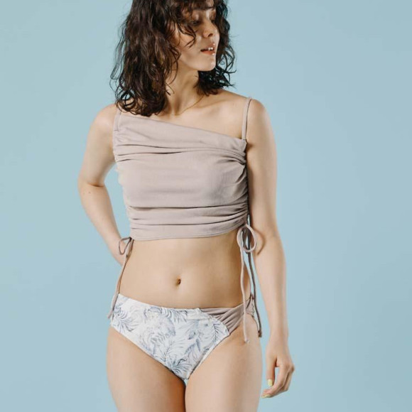 [ทิศตะวันตกอาคารชั้น 3 San-ai Resort ] อยู่ระหว่างการส่ง LINE  ￥1,000 คูปอง