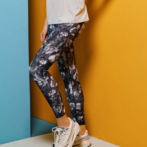 【西館3F San-ai Resort】水陸両用◎プリントレギンス