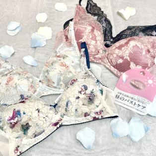 "New Summer ☆" Bust Care Bra non-wire now available!