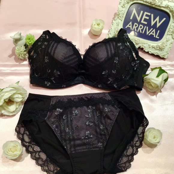 ラゼ⭐︎脇高リボンブラ新色追加(ブラック)