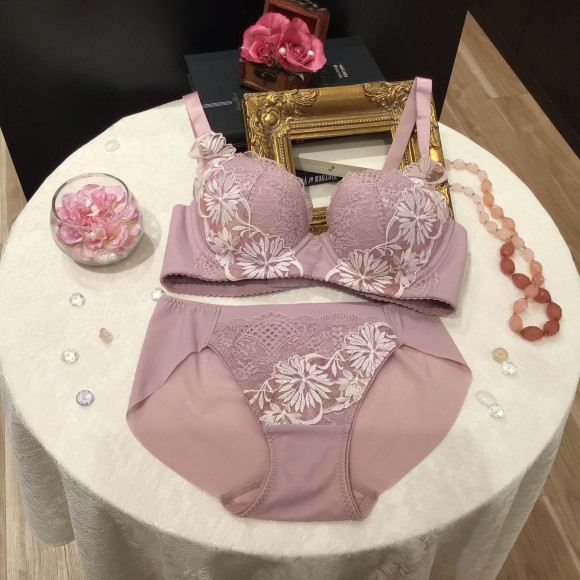 ラゼ⭐︎着やせすっきりブラ(BFA435)新色RP登場！！！