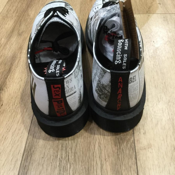 Dr.Martens レザーシューズ 60周年限定モデル │ 名古屋PARCO