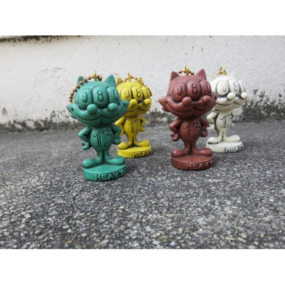 molliveHeavyOz×MAD SCULPTURES 13CAT KEY-HOLDER限定100 | チャコール