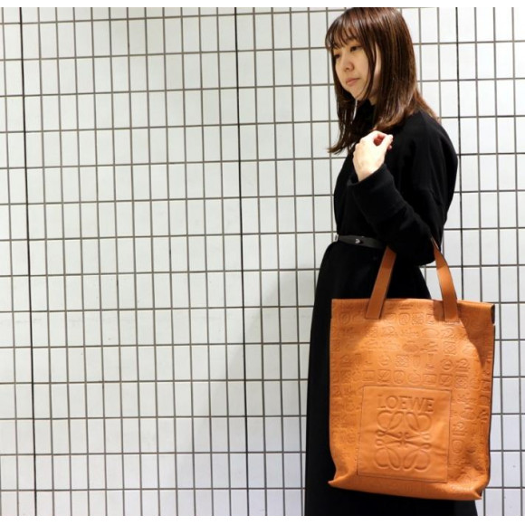 LOEWE》170周年限定！シグニチャーコレクション | ラグタグ・ショップ 