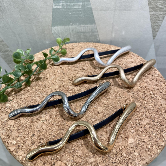 【おすすめ】メタルウェーブバレッタ