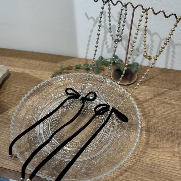 【新作】ポール×ベロア リボンネックレス